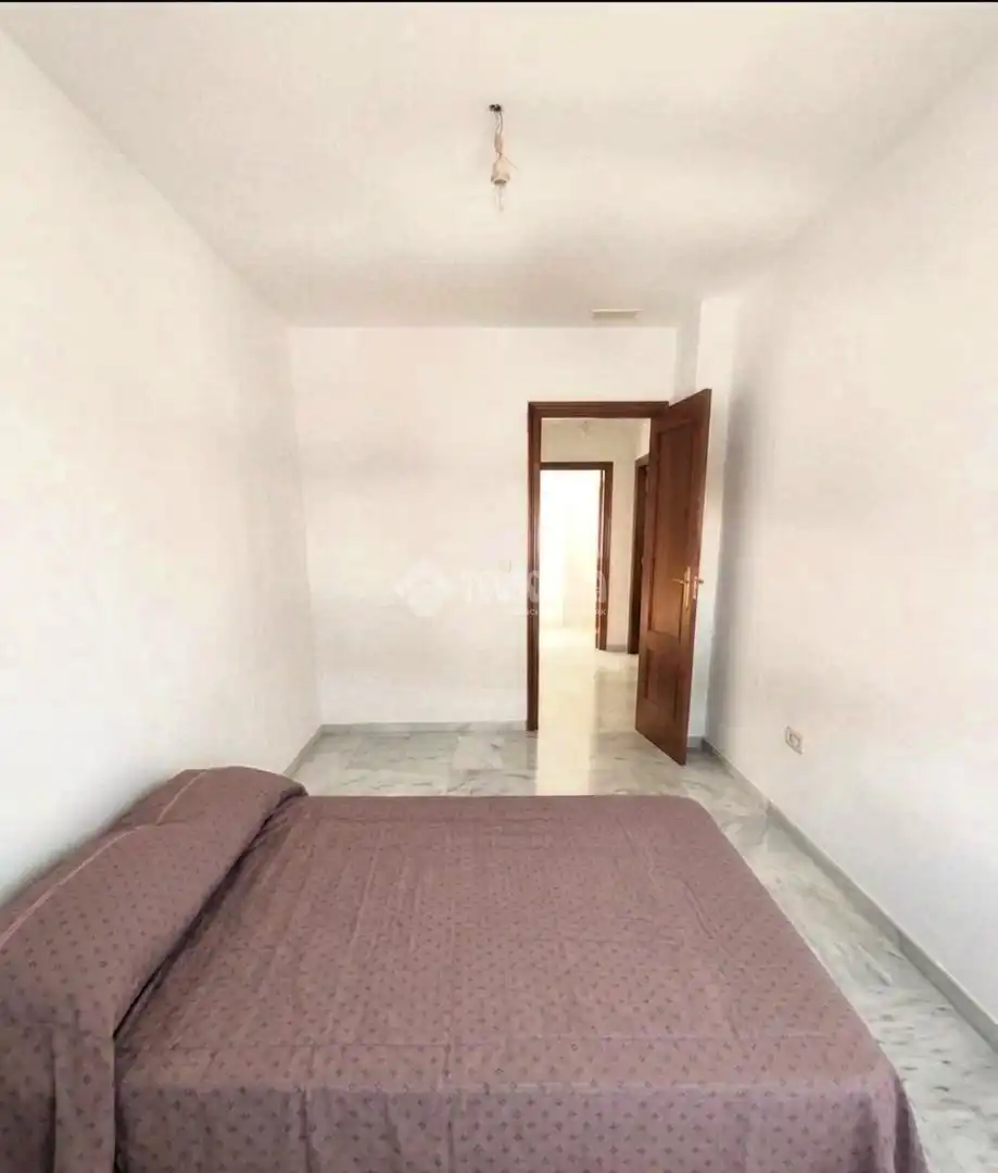 Habitación de Casa adosada en venta en Marchena
