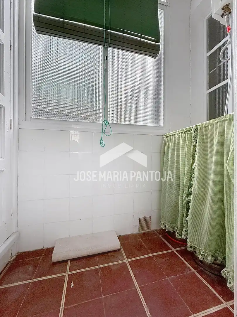 Bathroom of Flat for sale in Jerez de la Frontera  with Storage room