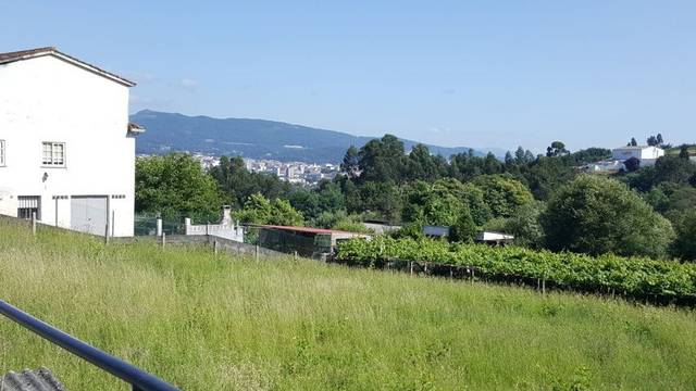 Terreno residencial en Venta en Lugar Riveiro en Parroquias Rurales