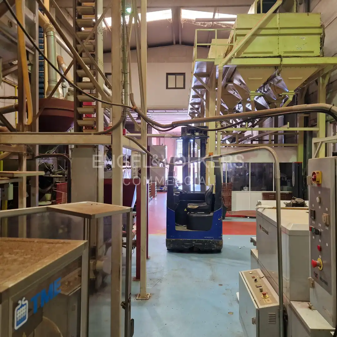 Nave industrial en venta en Sant Andreu de la Barca, imagen 11