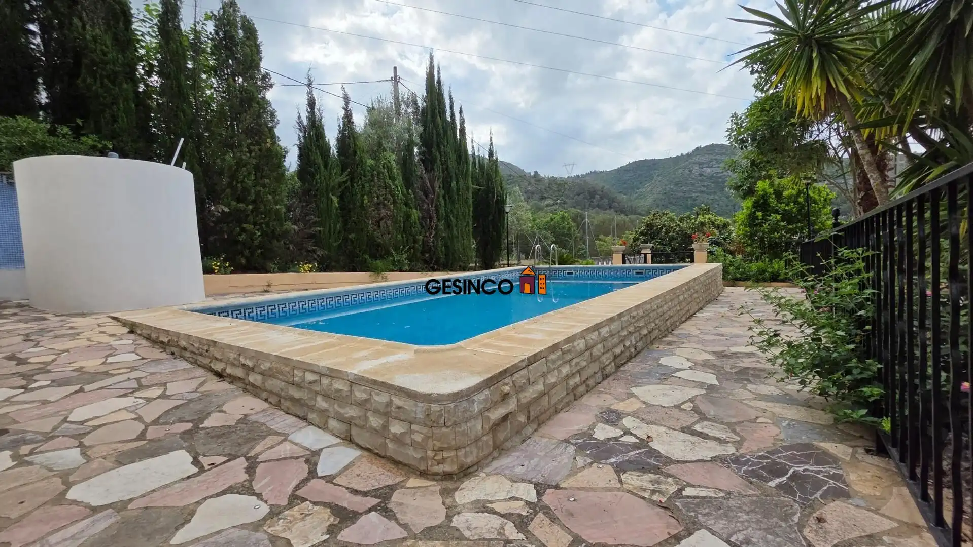 Piscina de Casa o chalet en venta en El Genovés con Aire acondicionado, Terraza y Trastero