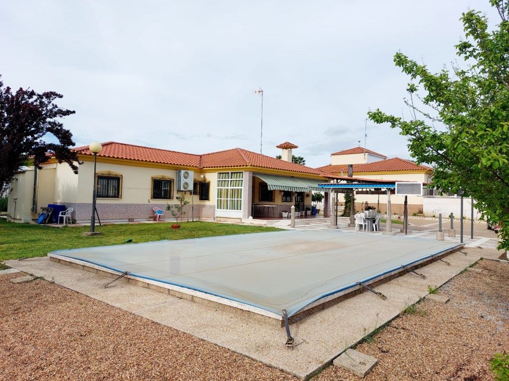 Vista exterior de Casa o chalet en venta en Badajoz Capital