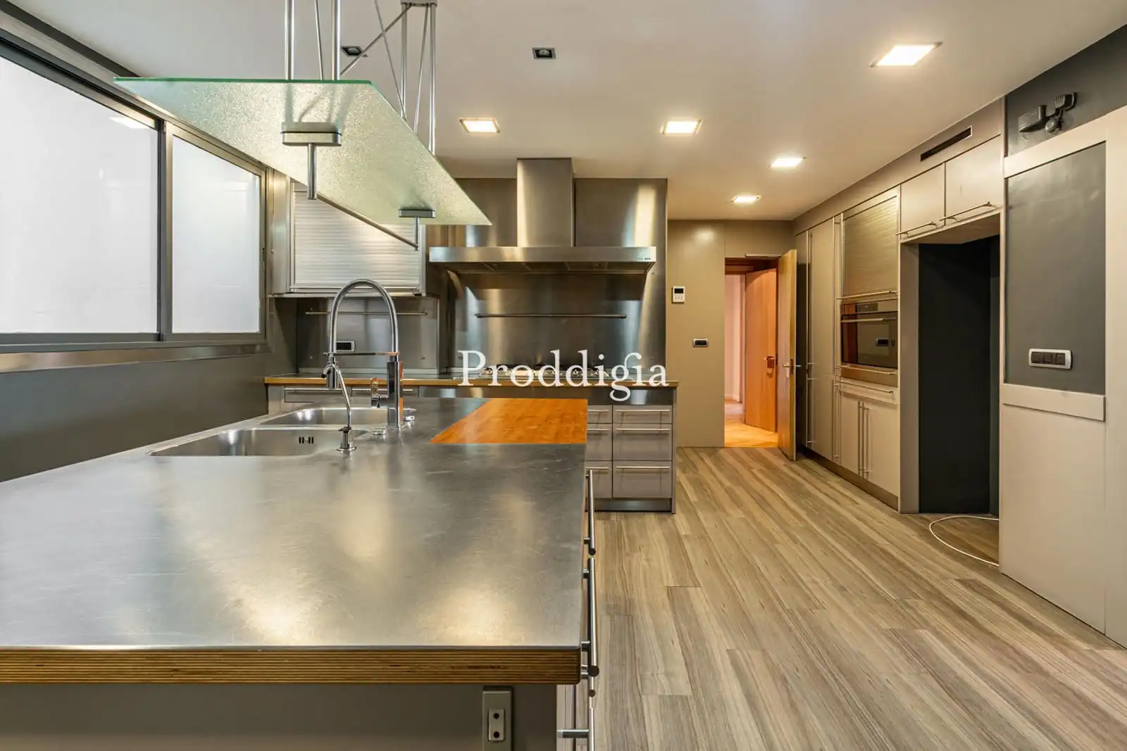 Kitchen of Flat for rent in Barcelona  with Air Conditioner, Heating and Terrace