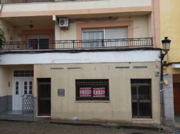 Local comercial en venda a Almoharín