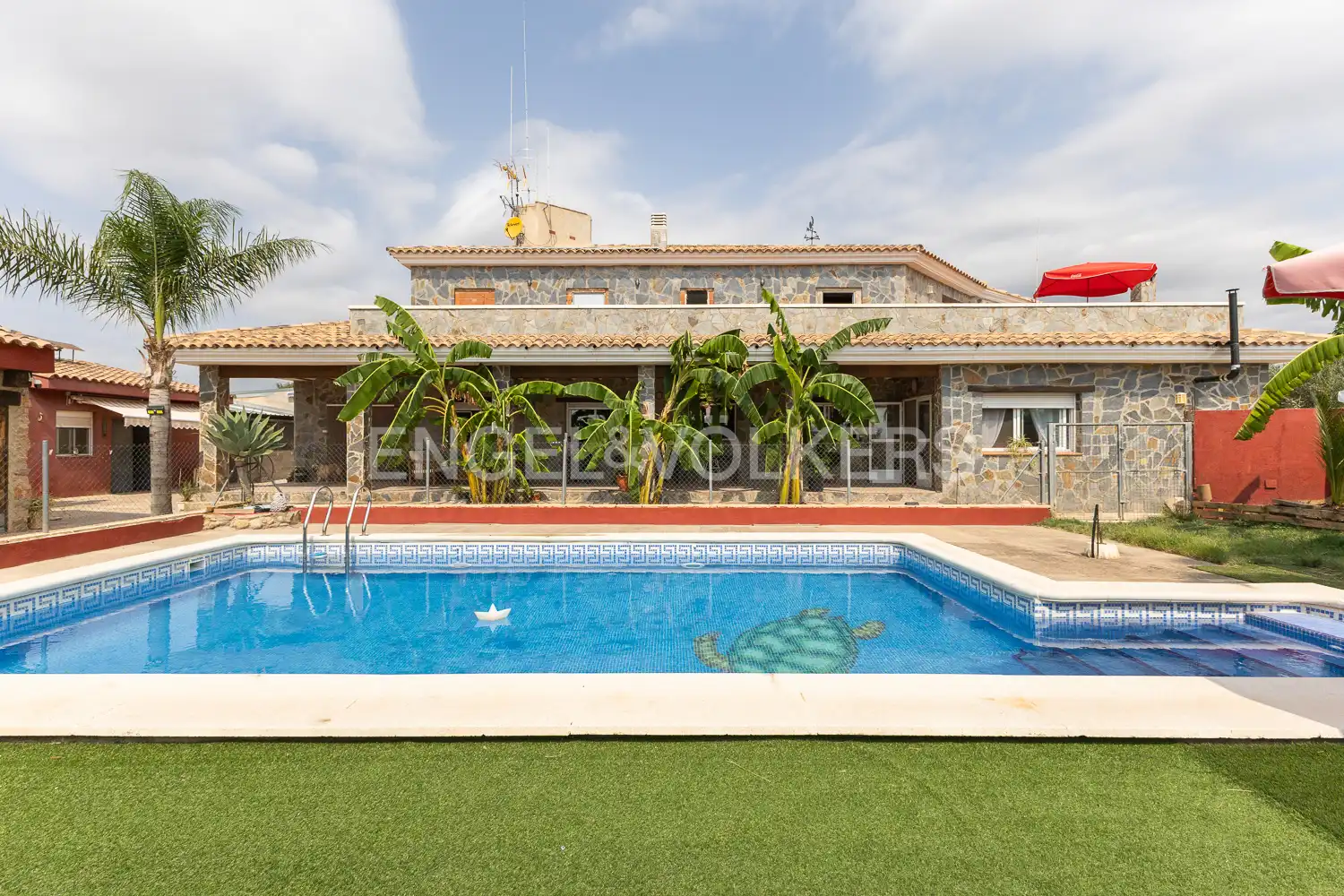 Vista exterior de Casa o chalet en venta en Casinos con Calefacción, Jardín privado y Terraza