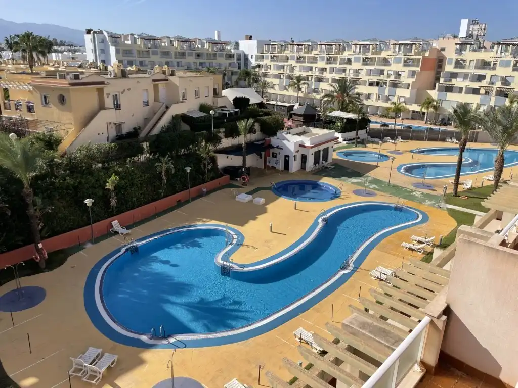 Piscina de Apartamento en venta en Vera con Piscina