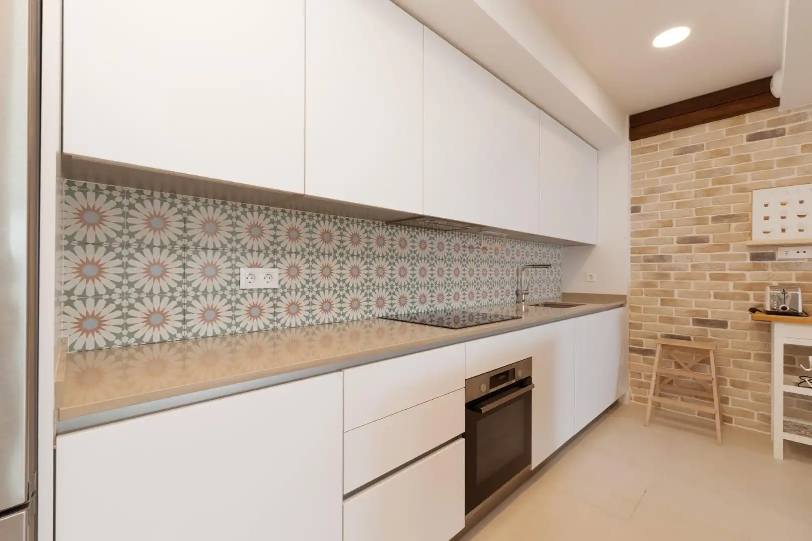 Kitchen of Flat for sale in Rincón de la Victoria  with Air Conditioner and Community pool