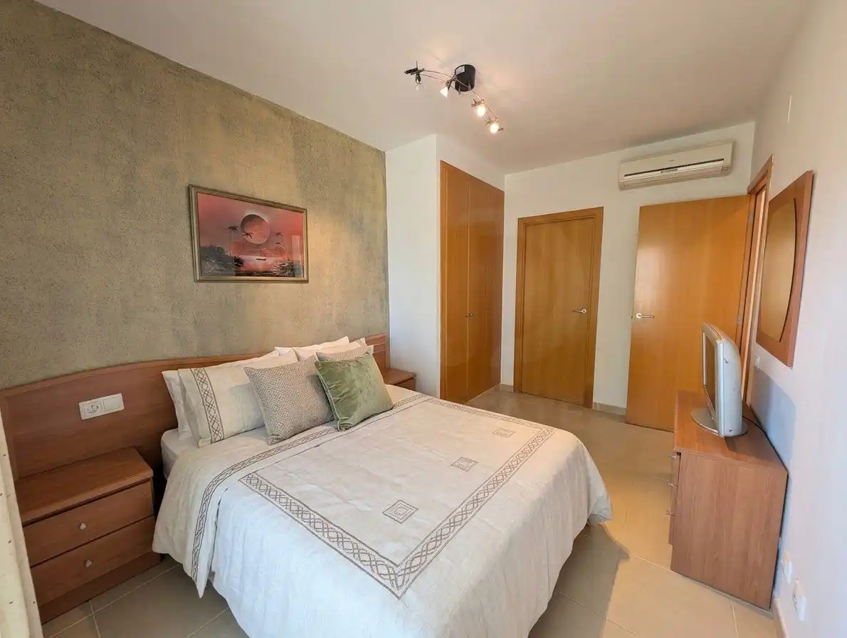 Casa aparellada amb piscina en venda a Platja de Mont-roig, imagen 8