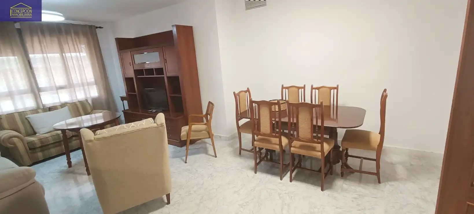 Comedor de Piso de alquiler en Córdoba con Aire acondicionado, Calefacción y Amueblado