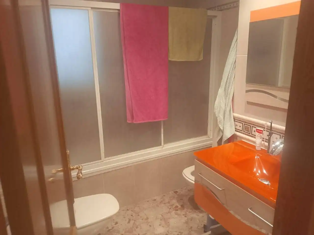Bany de Casa adosada en venda en Oliva amb Aire condicionat, Calefacció i Jardí privat