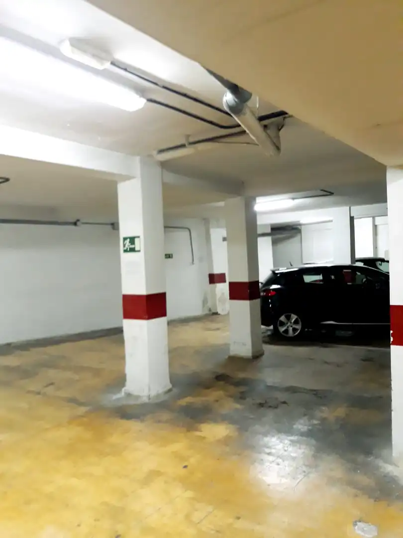 Moto in affitto a Calle Sor Cristina Mesa 8, imagen 4
