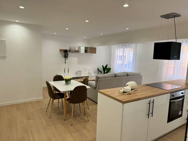 Piso en Venta en Carrer del Treball, 2 en Hospital - Plaza del Real