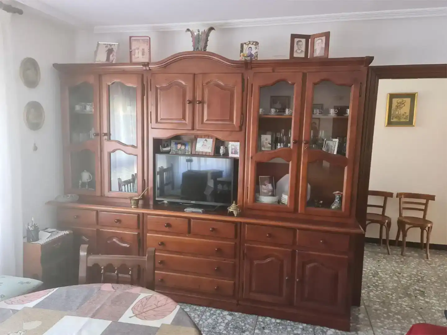 Sala d'estar de Casa adosada en venda en Sahagún