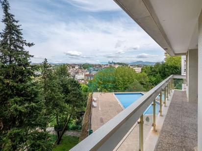 Swimming pool of Flat for sale in Donostia - San Sebastián   with Swimming Pool and Balcony