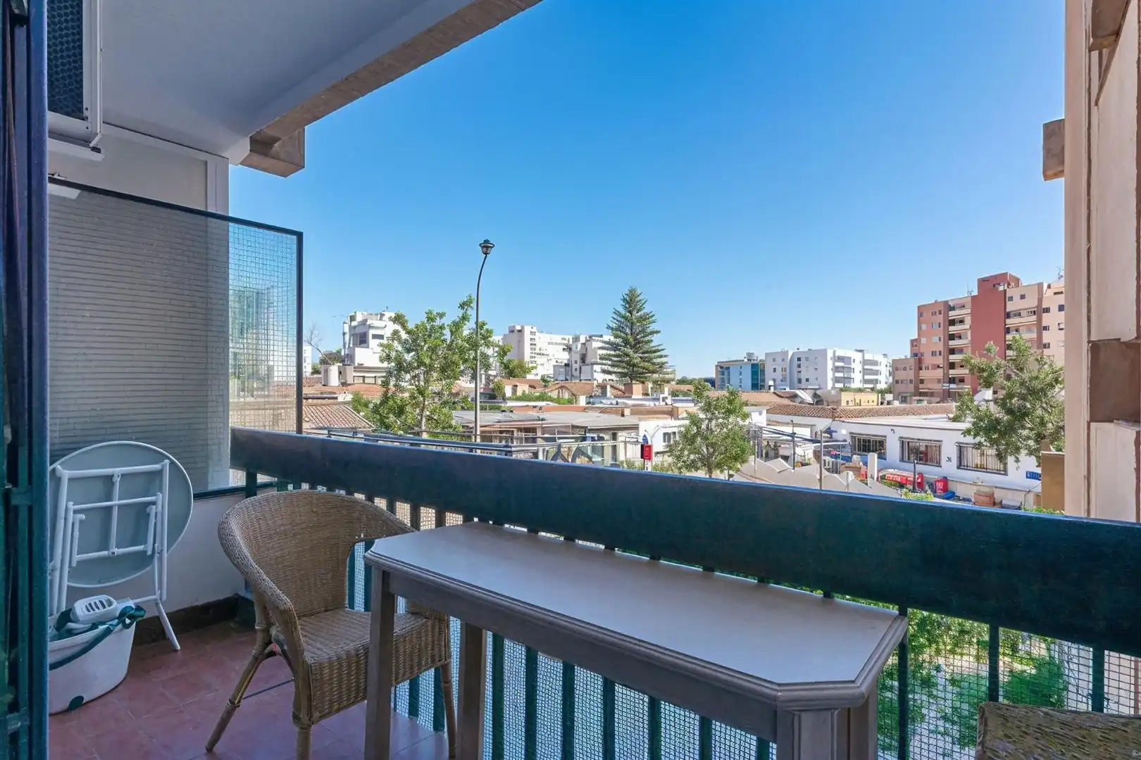 Terrasse von Wohnung zum Verkauf in Benalmádena mit Klimaanlage, Terrasse und Gemeinschaftspool