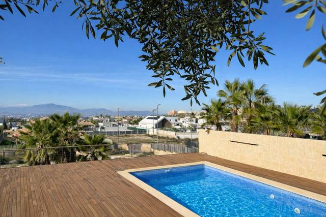 Casa-chalet en Venta en Avenida SIETE FUENTES, 33 en Altorreal - El Chorrico