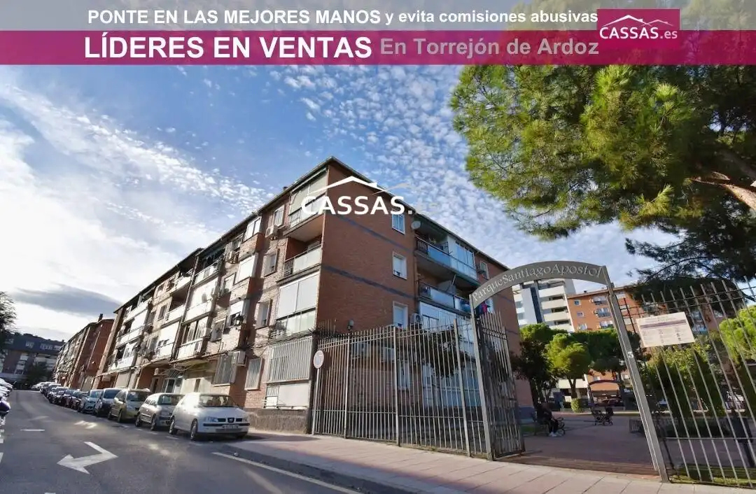 Vista exterior de Pis en venda en Torrejón de Ardoz amb Aire condicionat i Terrassa