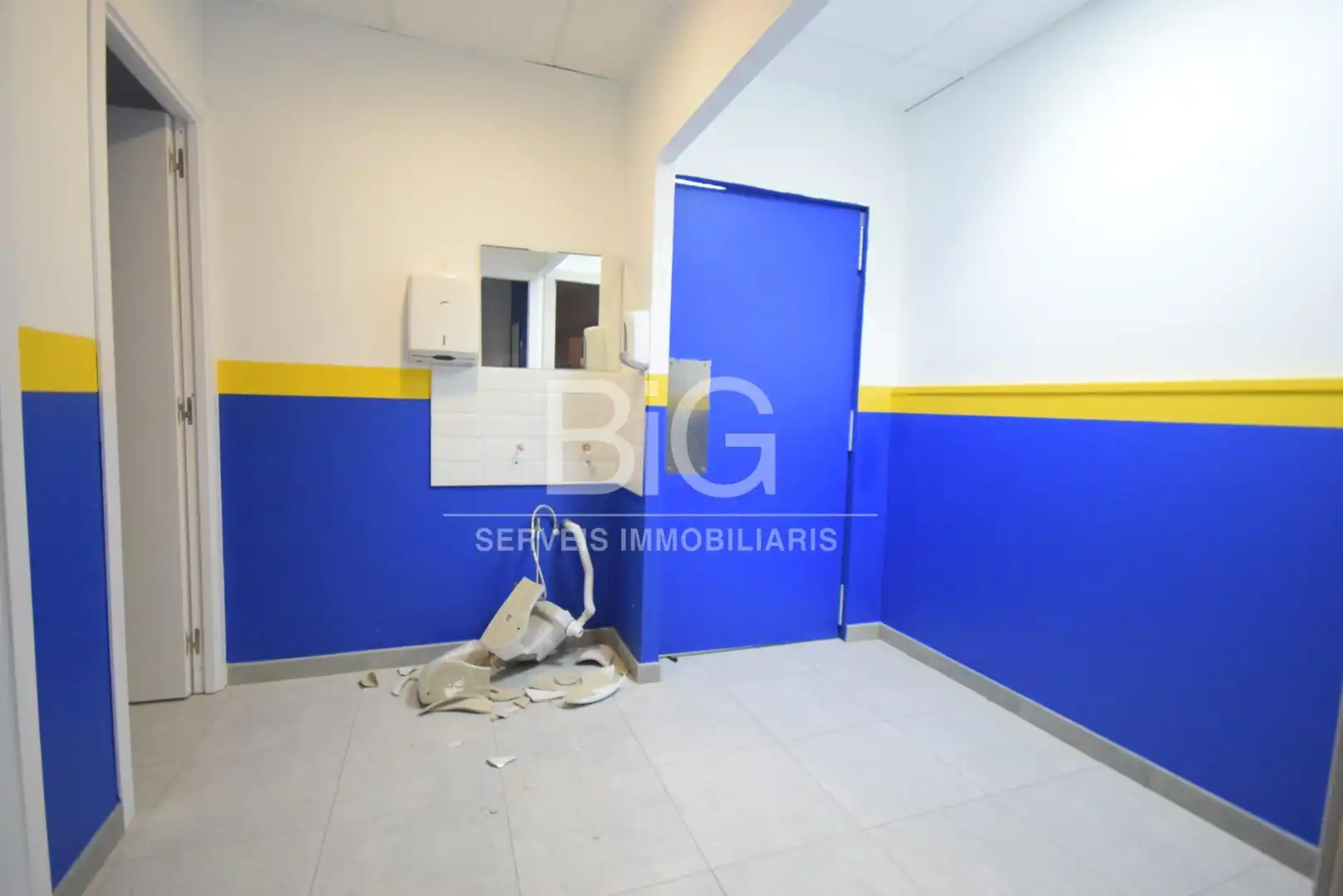 Local comercial en traspàs a Centre, imagen 15