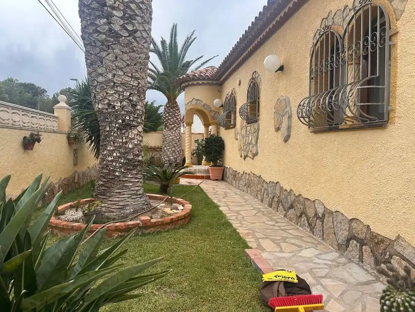 House with pool for sale in Miami Platja, imagen 41
