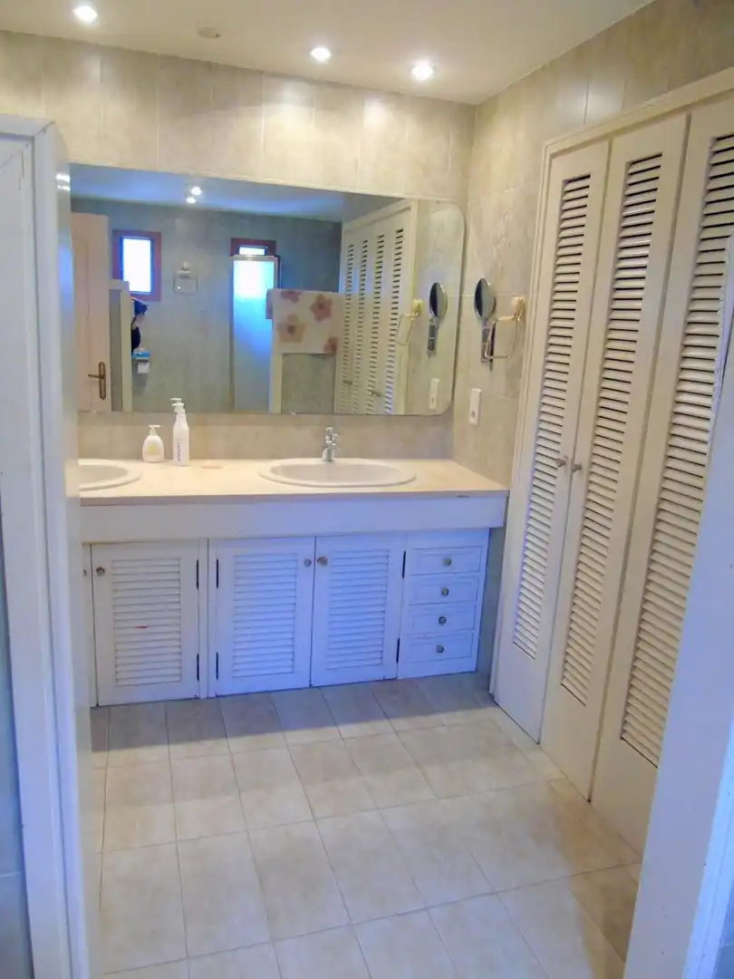Bathroom of Houses for sale in La Llosa de Ranes  with Air Conditioner, Heating and Private garden