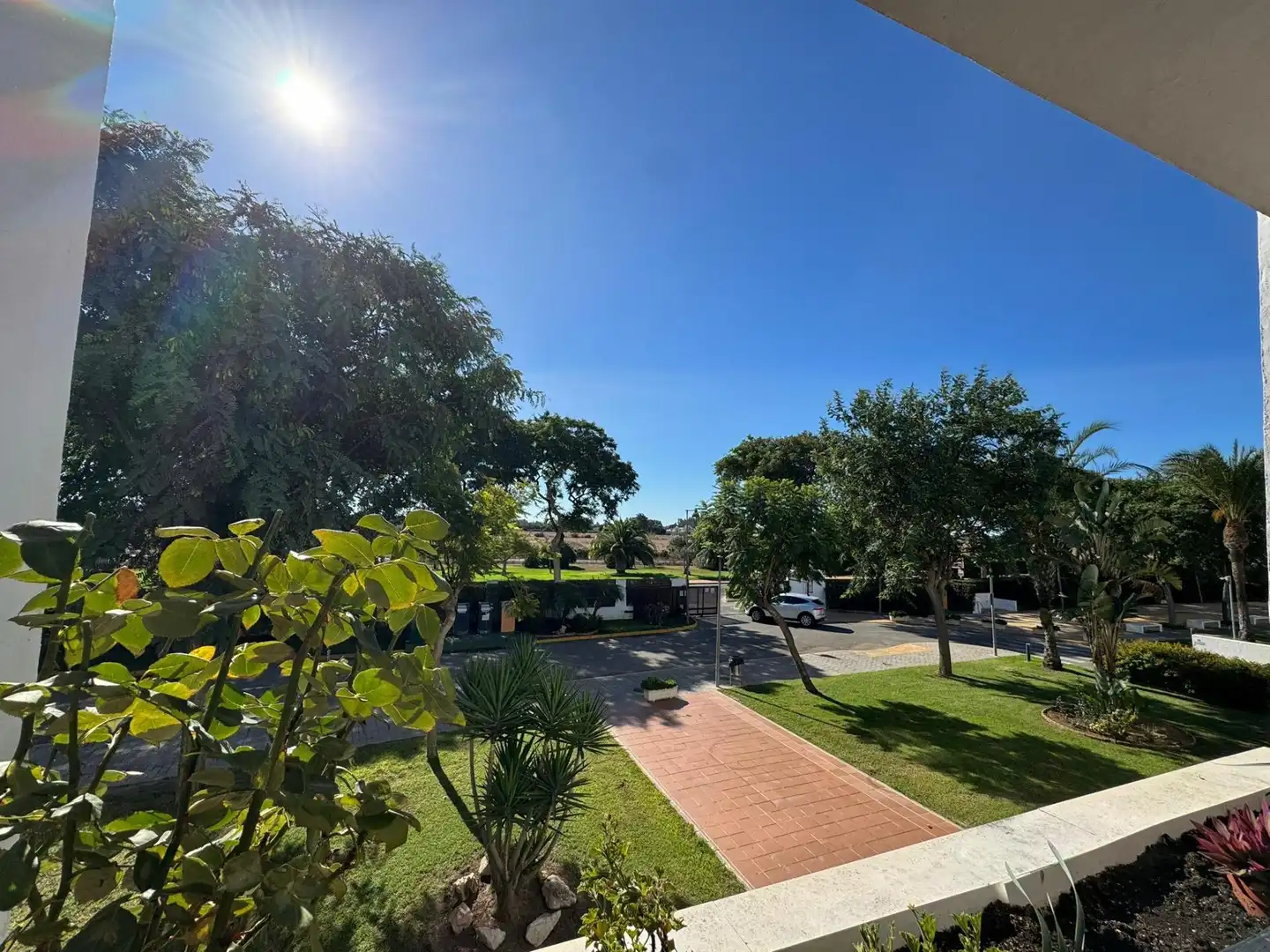 Vista exterior de Apartamento en venta en Rota con Terraza y Piscina comunitaria