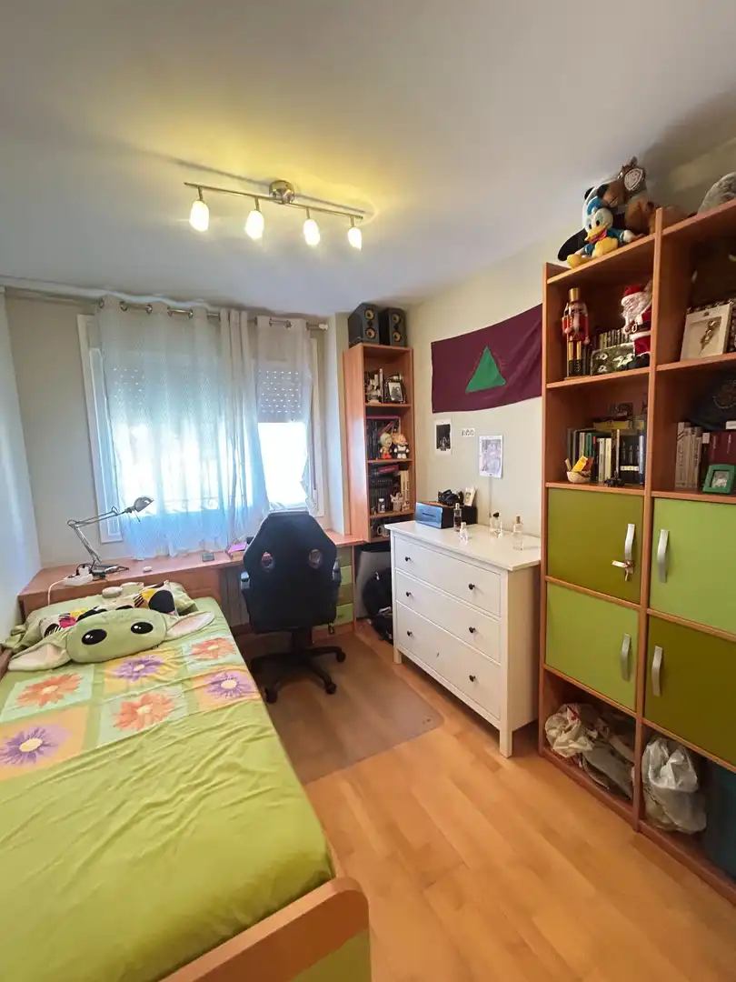 Habitación de Piso en venta en Laguna de Duero con Calefacción y Trastero