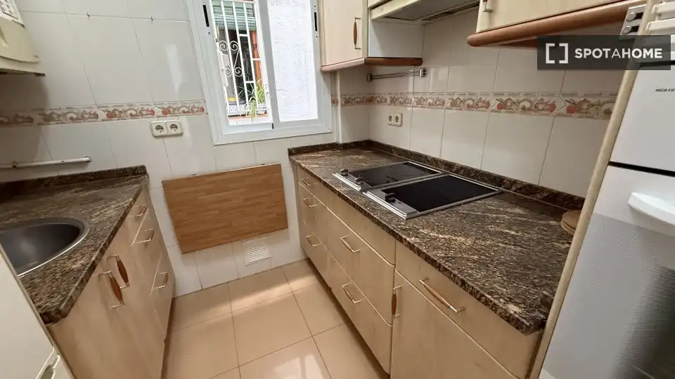 Cocina de Piso de alquiler en Madrid con Aire acondicionado, Calefacción y Amueblado