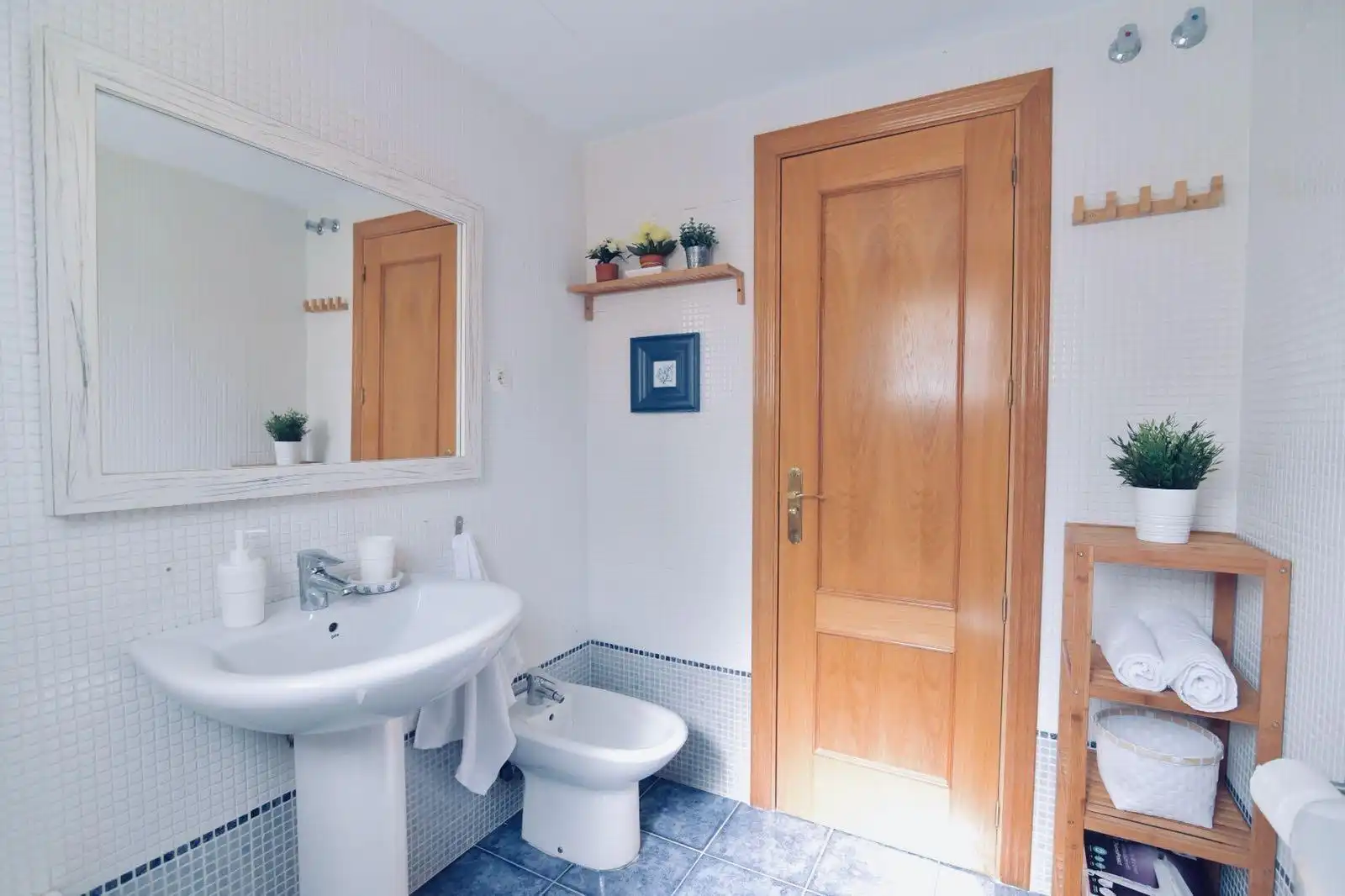 Baño de Planta baja en venta en Vélez-Málaga con Aire acondicionado, Jardín privado y Terraza