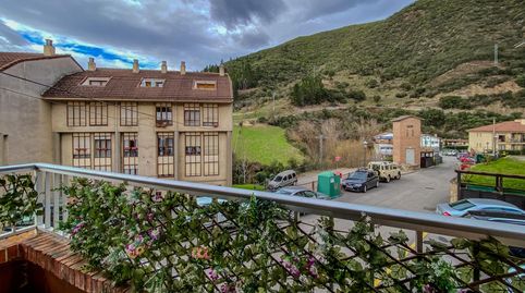 Foto 2 de Apartamento en venta en Calle de San Roque, Potes, Cantabria