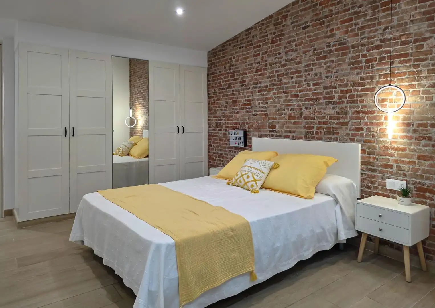 Dormitori de Casa o xalet en venda en Almacelles amb Calefacció, Jardí privat i Terrassa