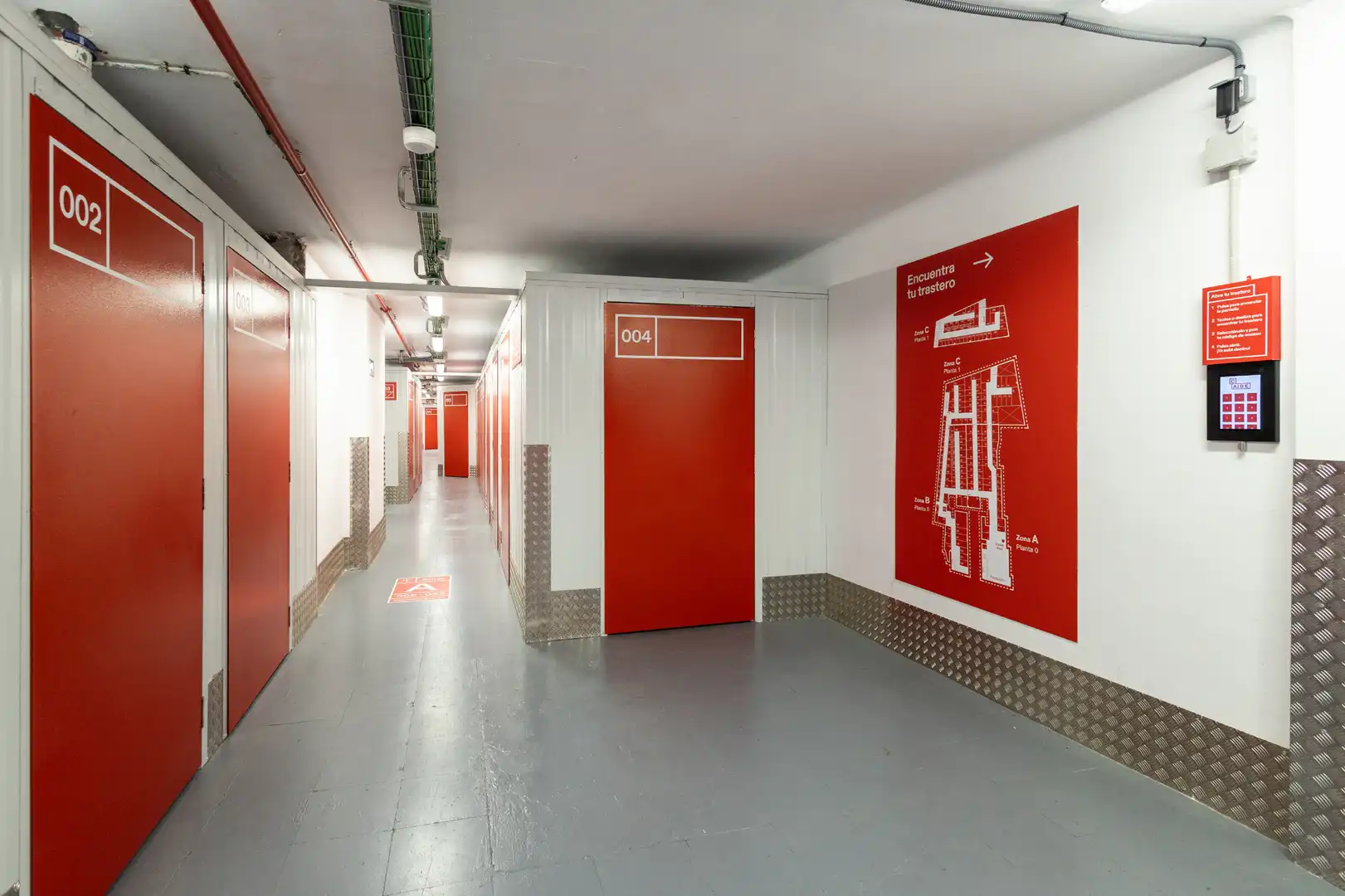 Trastero de alquiler en L'Hospitalet de Llobregat con Alarma
