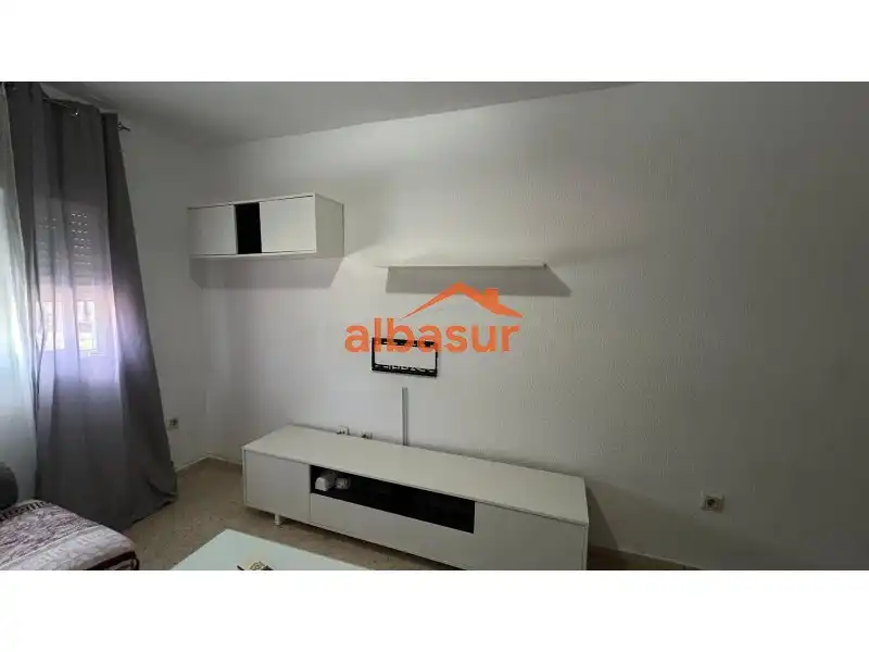 Sala d'estar de Pis en venda en Córdoba amb Aire condicionat