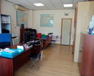 Office to rent in Cubas de la Sagra  with Air Conditioner