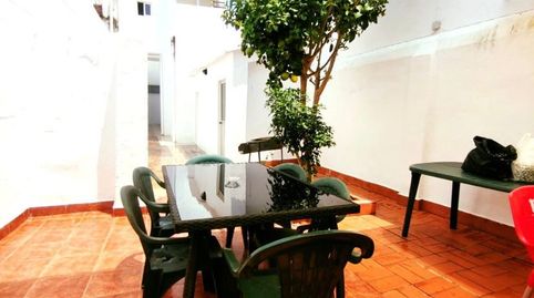 venta de piso céntrico más local comercial en Isla Cristina