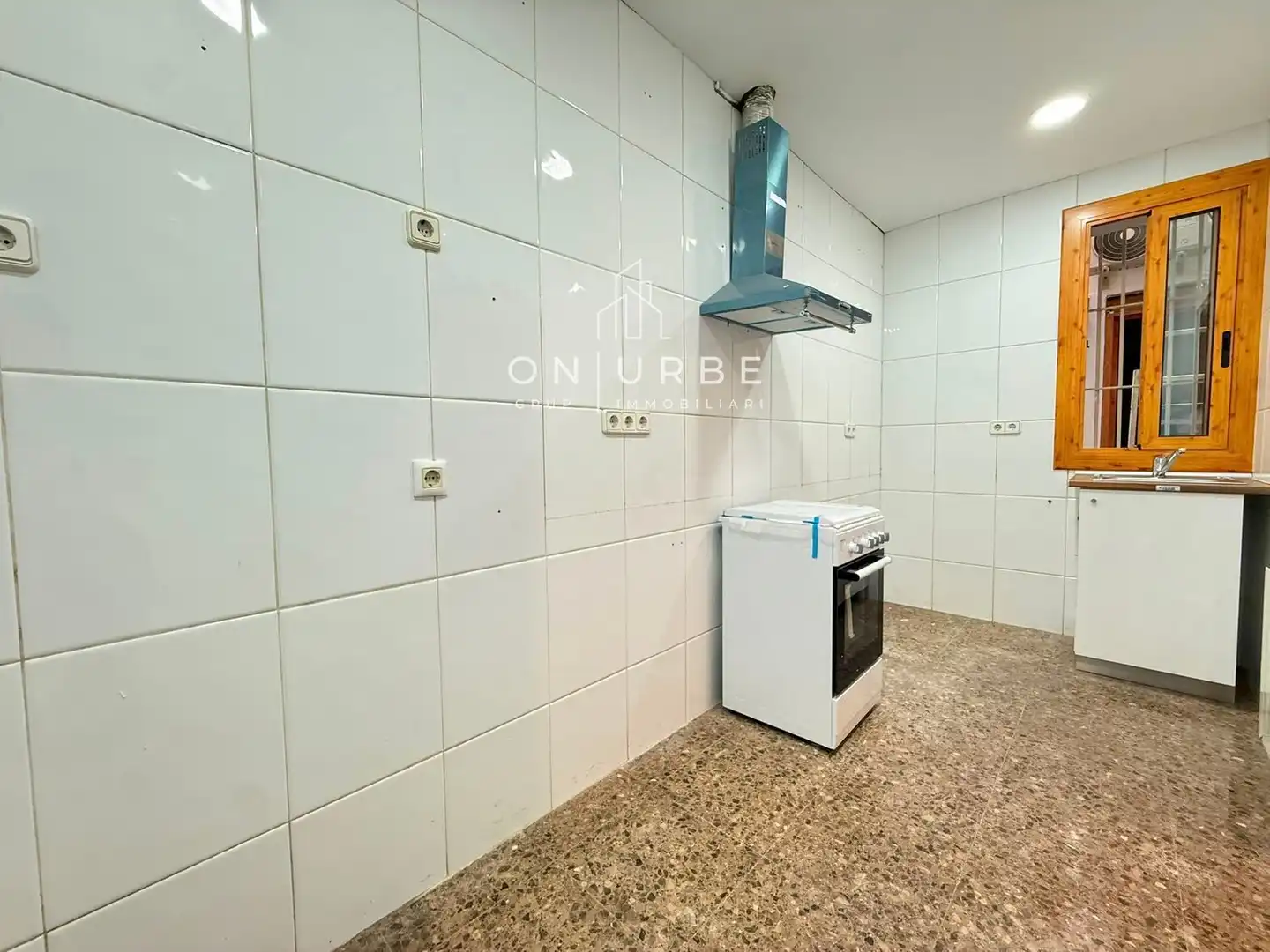 Cuina de Pis en venda en Barcelona amb Aire condicionat, Calefacció i Terrassa
