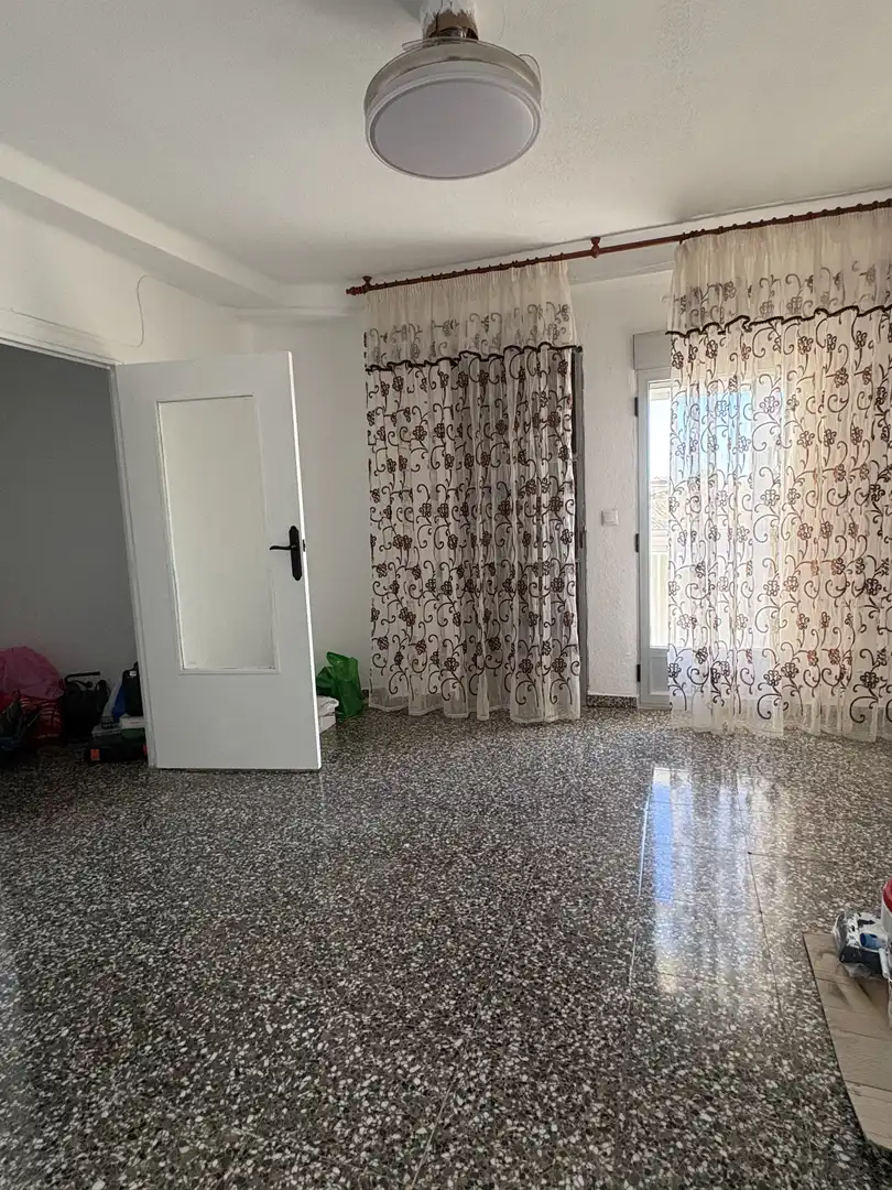 Flat for rent in Linares, Jaén