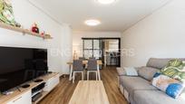 Sala d'estar de Apartament en venda en  Valencia Capital amb Aire condicionat, Terrassa i Moblat