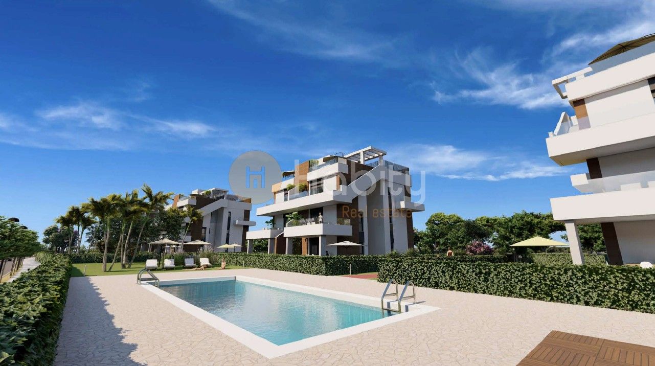 Piscina de Apartament en venda en Fuente Álamo de Murcia amb Aire condicionat, Calefacció i Jardí privat