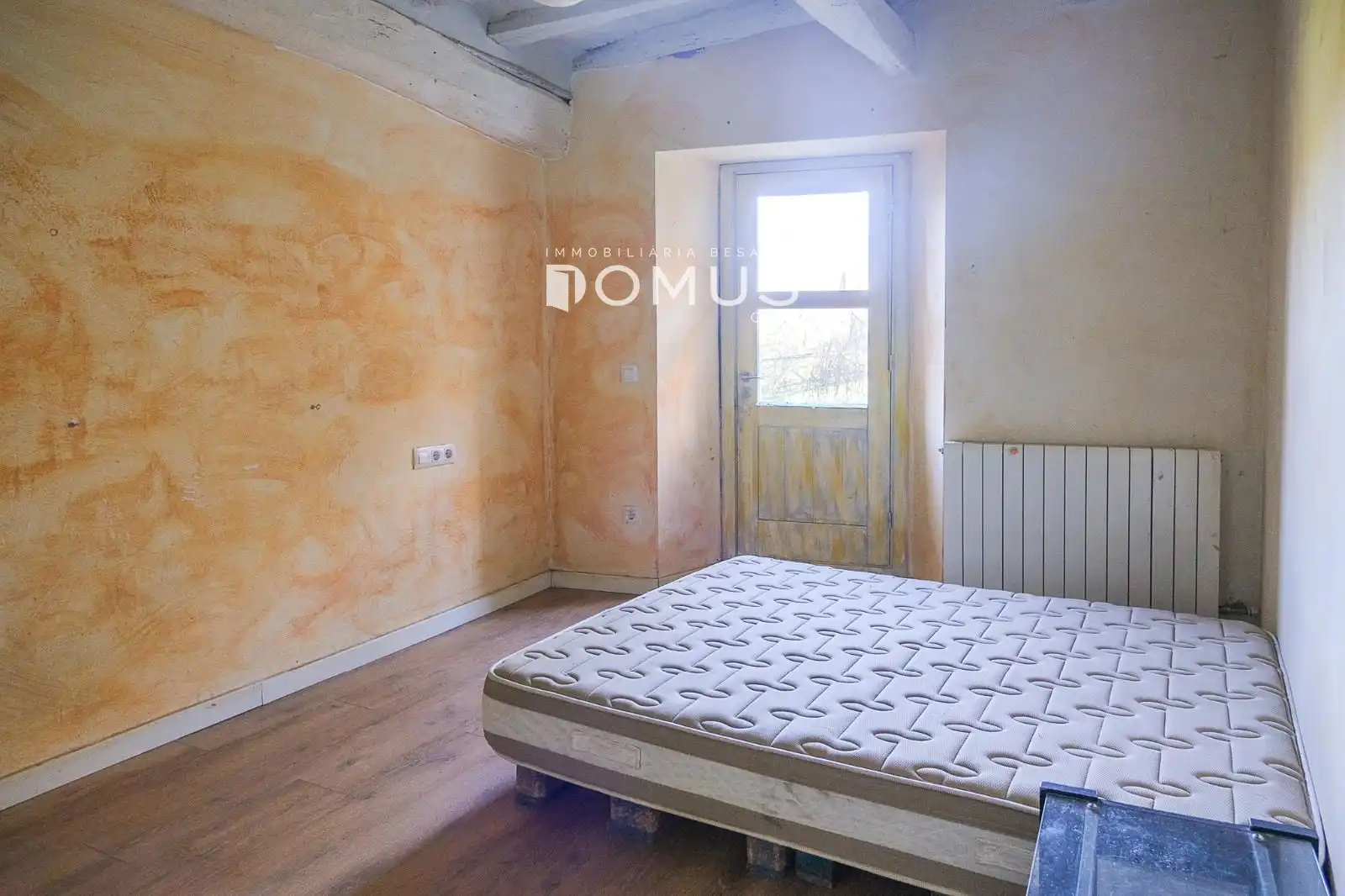 Bedroom of Country homes for sale in Besalú  with Private garden
