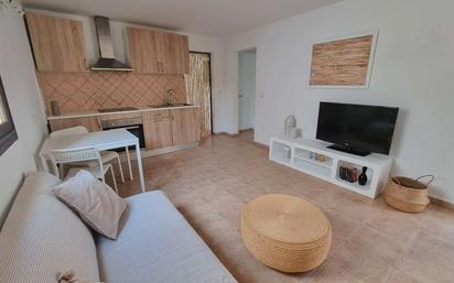 Sala d'estar de Apartament en venda en Tías amb Terrassa, Moblat i Forn