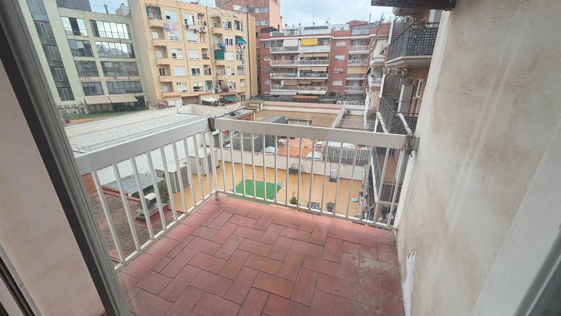 Pis amb ascensor en venda a Les Corts, imagen 3