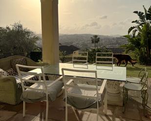 Terrassa de Casa adosada en venda en Sotogrande amb Aire condicionat, Jardí privat i Terrassa