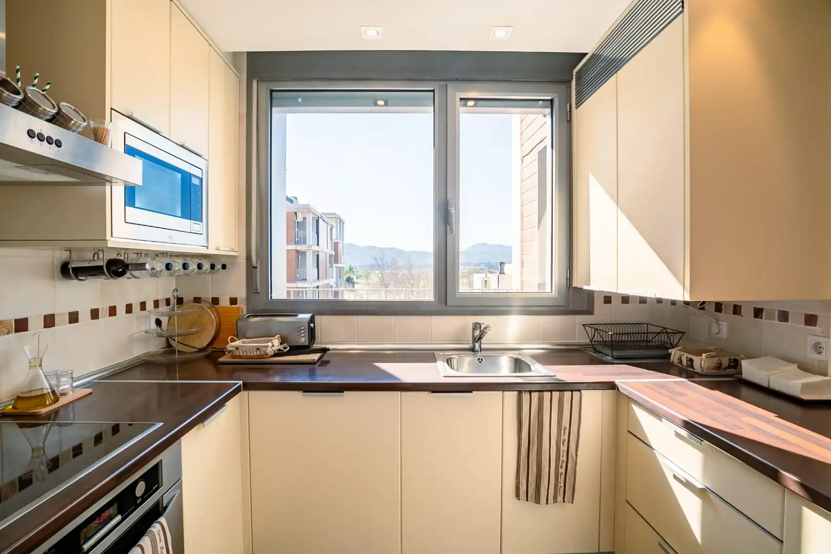 Cocina de Dúplex en venta en Sabiñánigo con Calefacción, Terraza y Trastero