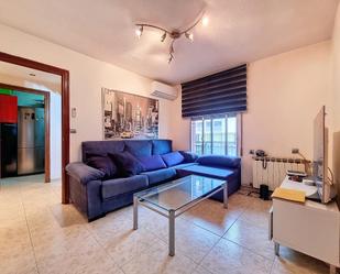 Living room of Flat for sale in  Madrid Capital  with Air Conditioner and Terrace