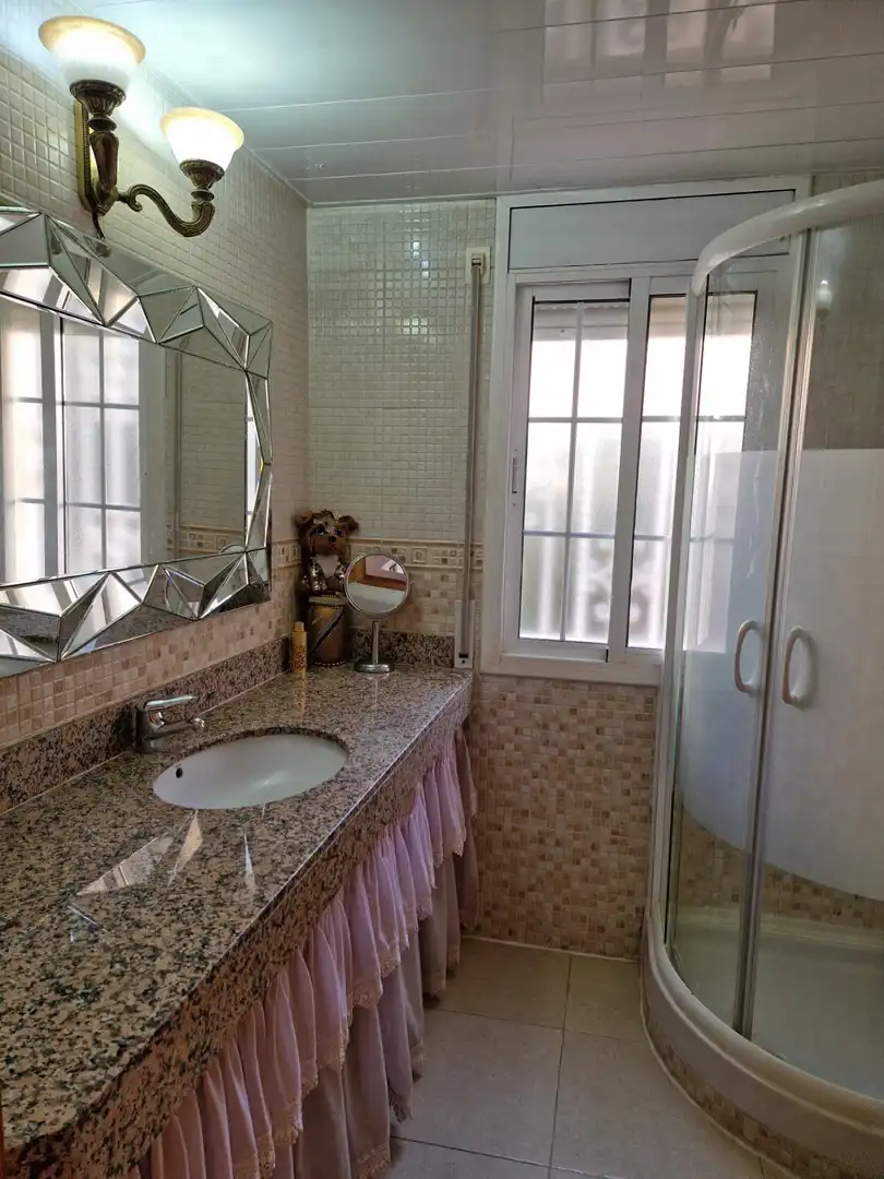 Bany de Casa adosada en venda en Mont-roig del Camp amb Jardí privat, Terrassa i Piscina