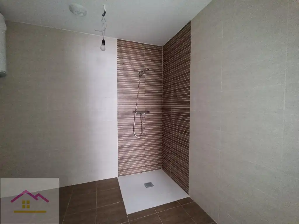 Piano terra con piscina in vendita a Paseo Maritimo Mediterraneo 53, imagen 16
