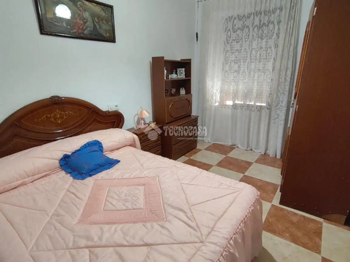 Dormitori de Casa adosada en venda en La Carolina amb Moblat