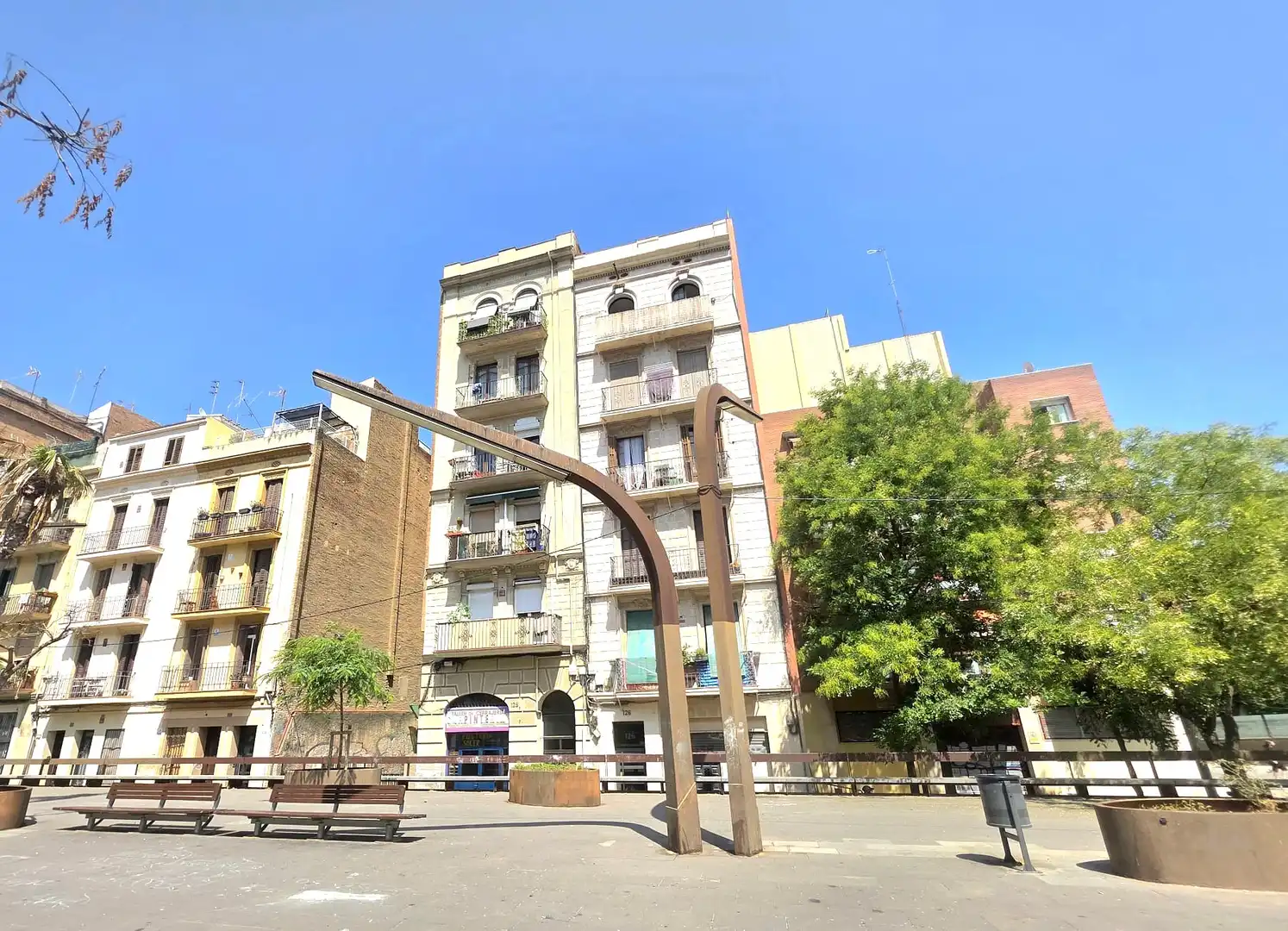 Piso con terraza en venta en Rambla de Badal