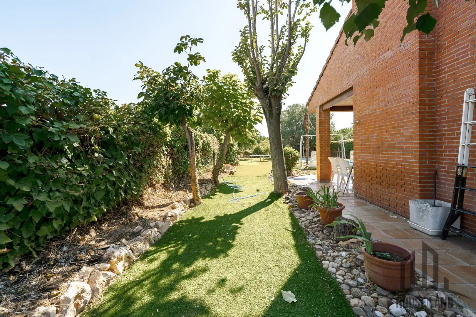Jardí de Casa o xalet en venda en Valdeolmos-Alalpardo amb Calefacció, Jardí privat i Piscina