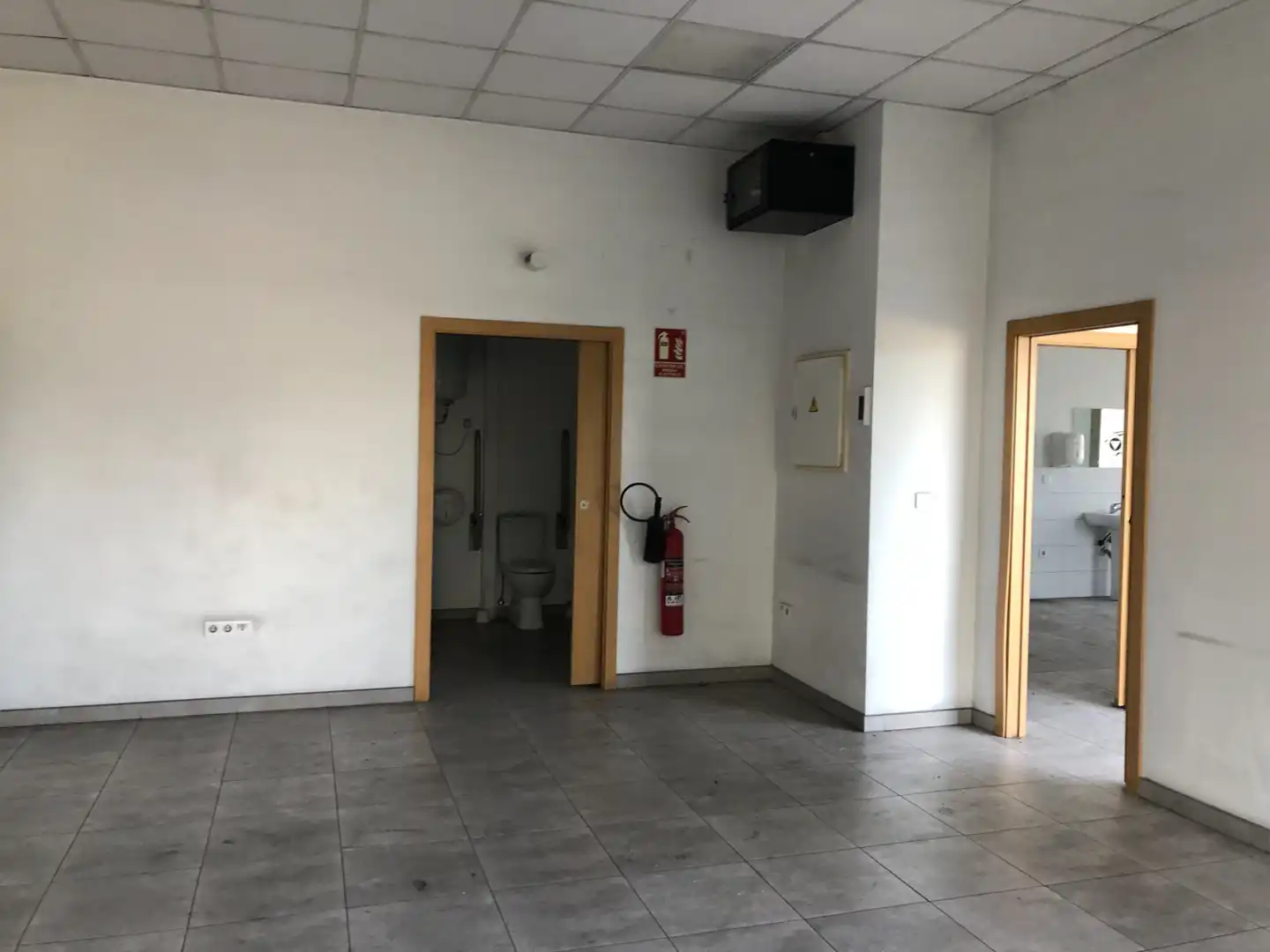 Nau industrial en venda en O Porriño   amb Alarma
